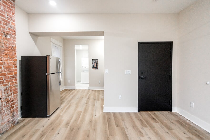 More Photos Of 4535 Commonwealth St, Detroit Apartments For Sale