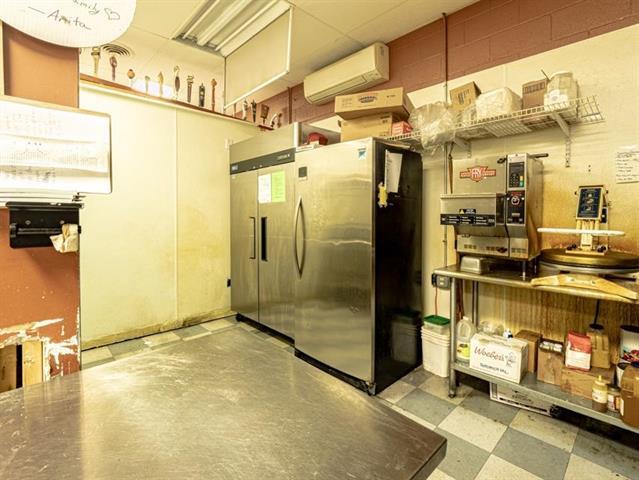 More Photos Of 206 Main St, Poultney General Retail For Sale