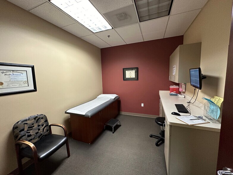 More Photos Of 1515 NW 18th Ave, Portland Medical For Lease
