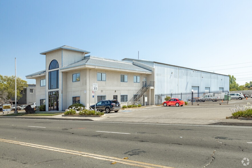 More Photos Of 4701 24th St, Sacramento Warehouse For Lease