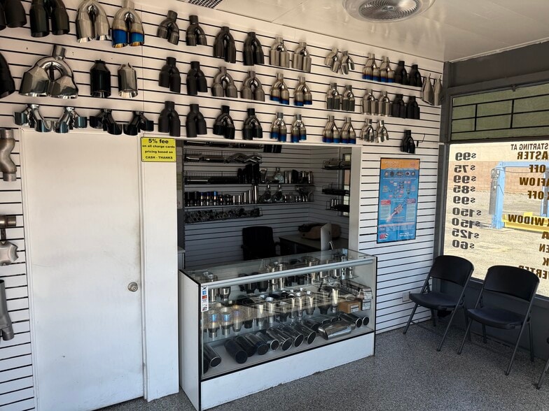 More Photos Of 430 S Riverside Ave, Rialto Auto Dealership For Sale