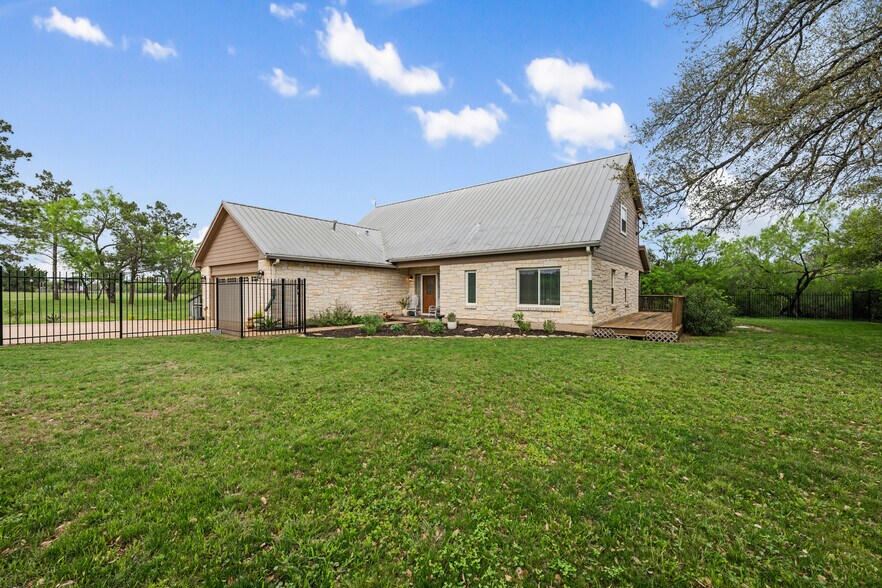 More Photos Of 260 Gregg dr, Spicewood Land For Sale