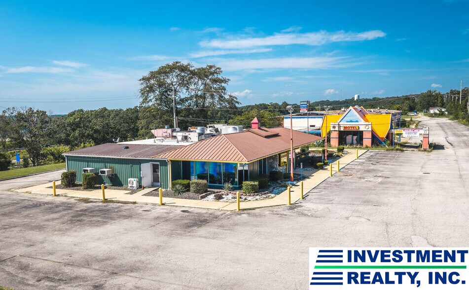 More Photos Of 121 Howard Johnson, Rolla Restaurant For Sale