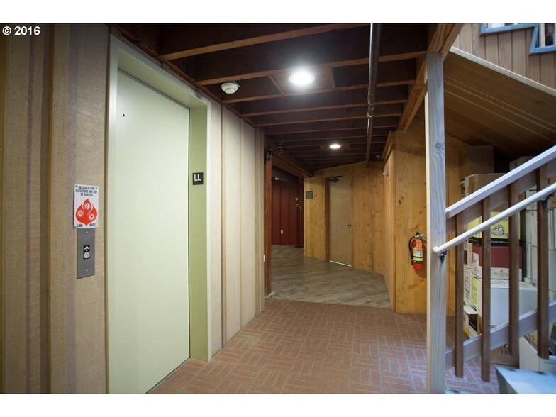 More Photos Of 1044 Marine Dr, Astoria Restaurant For Sale