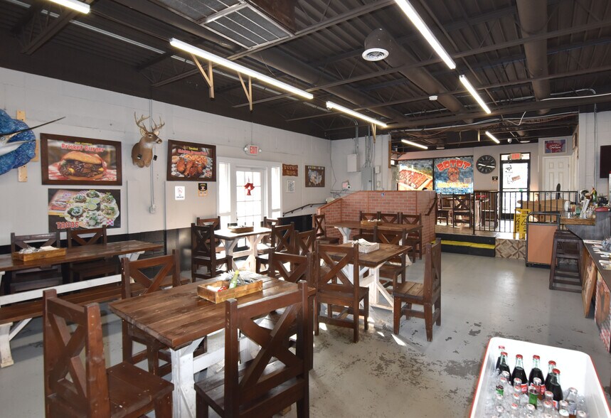More Photos Of 4160 Gallatin Pike, Nashville Freestanding For Lease