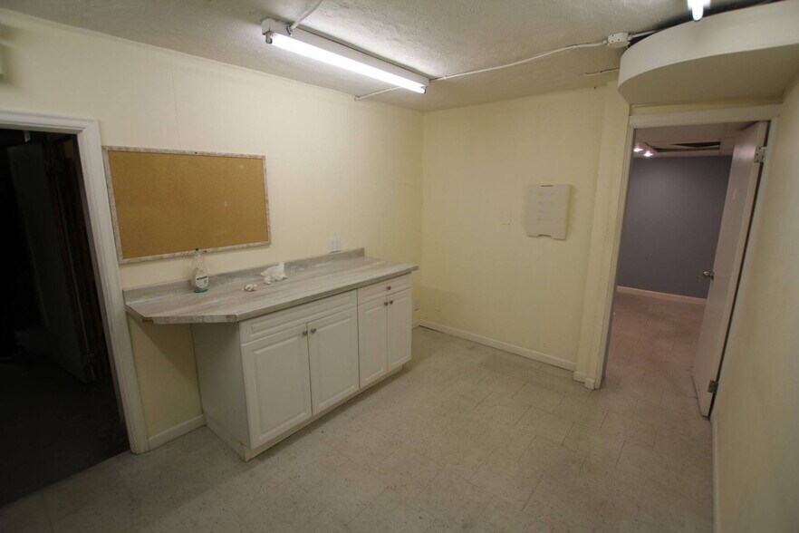 More Photos Of 58 Cedar St, Sudbury Storefront Retail Residential For Sale