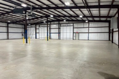 More Photos Of 6401 Centennial Blvd, Nashville Warehouse For Lease