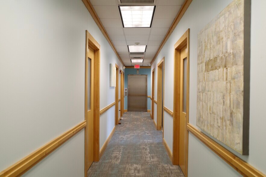 More Photos Of 2018 Eastwood Rd, Wilmington Office For Lease