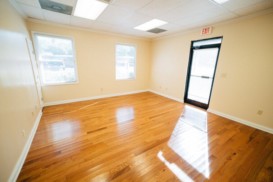 More Photos Of 1341 Branton Blvd, Knoxville Office For Lease