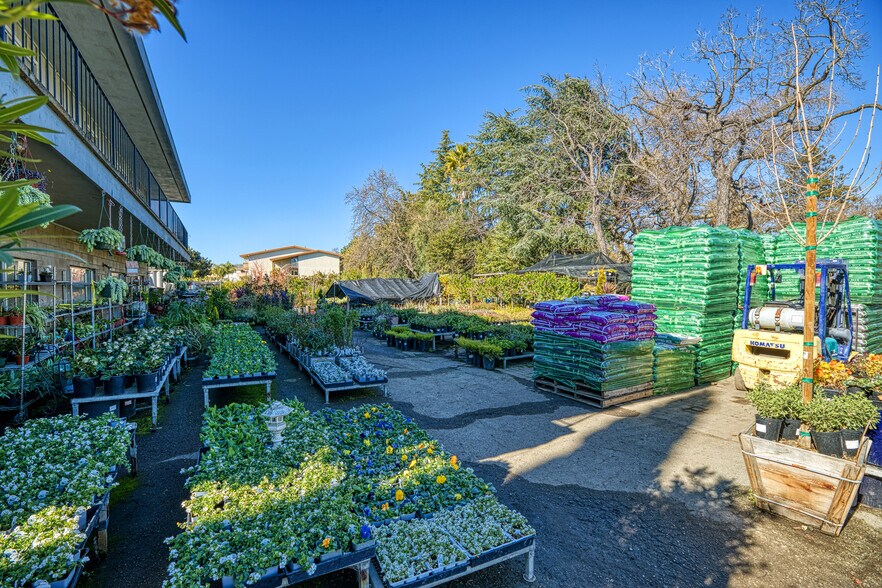 More Photos Of 332 Woodside Rd, Redwood City Land For Sale