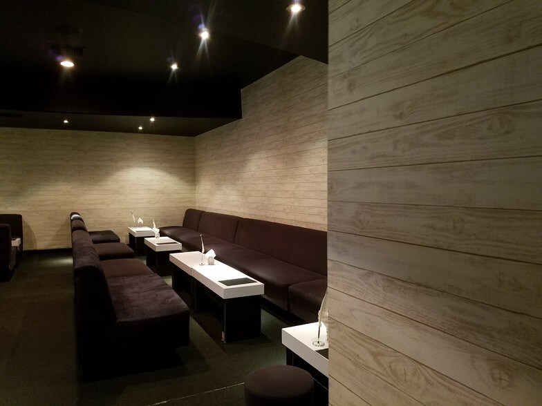 More Photos Of 24200-24228 Crenshaw Blvd, Torrance Restaurant For Lease