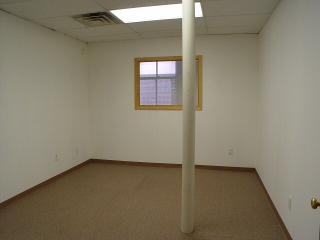 More Photos Of 392 Acushnet Ave, New Bedford Office For Sale