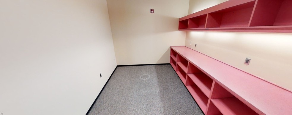 More Photos Of 321 Central Ave, Great Falls Office For Lease