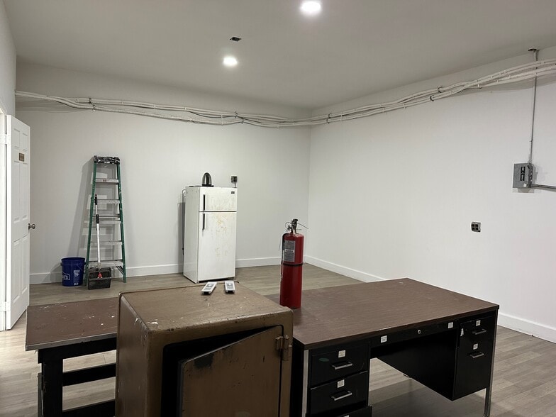 More Photos Of 93 Allen St, New York Apartments For Lease