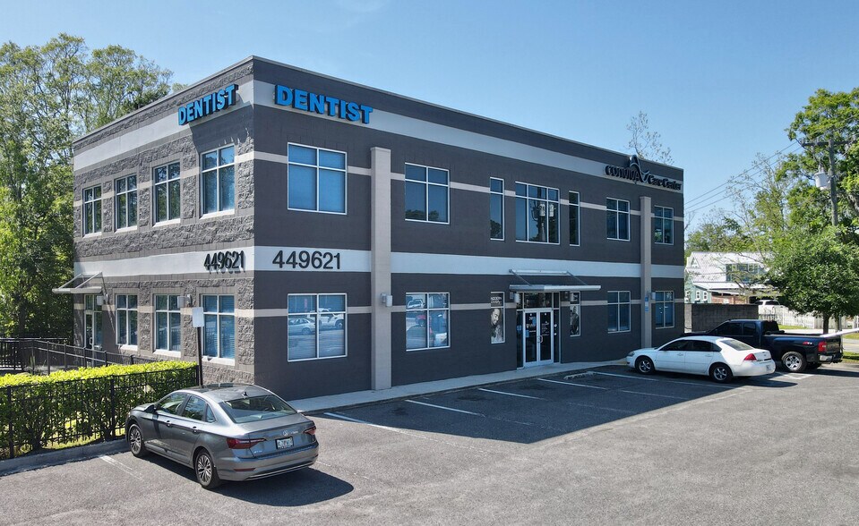 Primary Photo Of 449621 Us-301, Callahan Medical For Lease