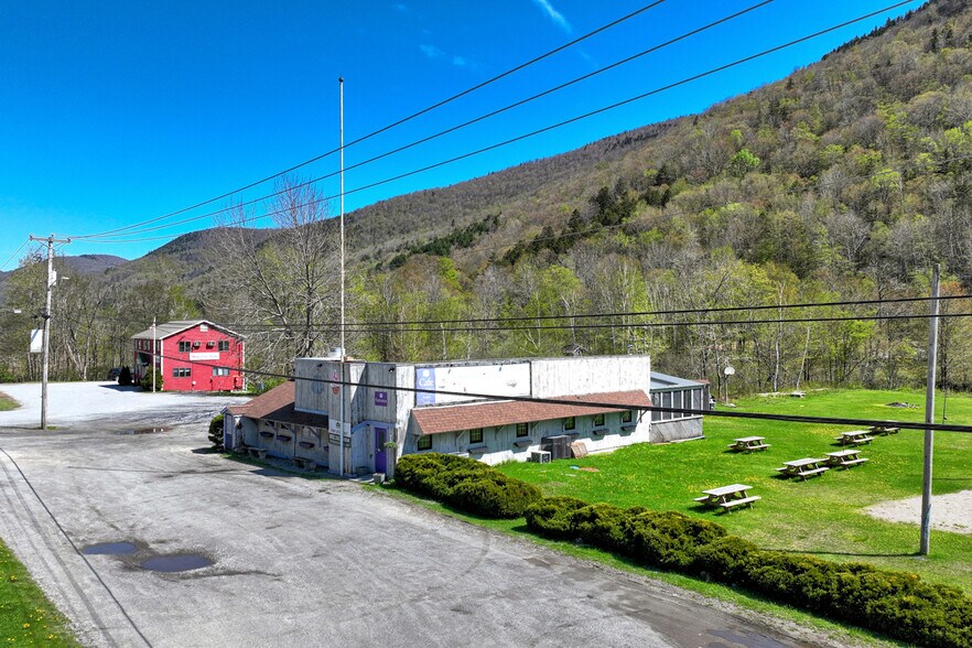 More Photos Of 5501 Route 4, Killington Restaurant For Sale