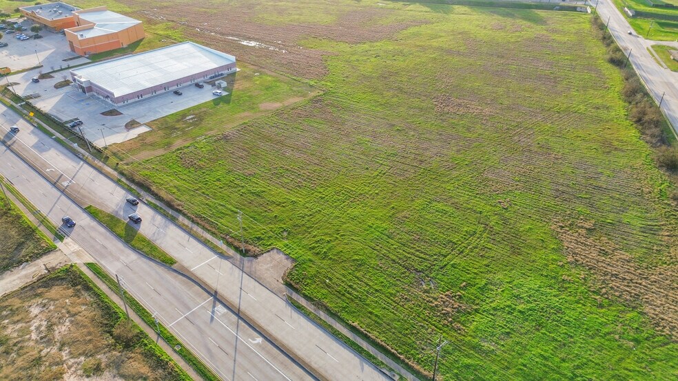 More Photos Of FM 2218 & Airport Blvd, Rosenberg Land For Sale