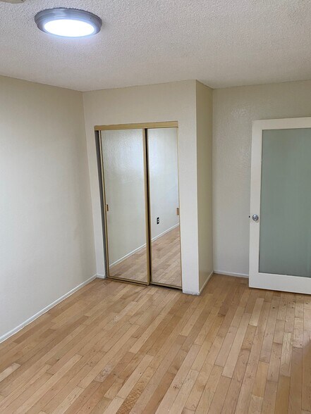 More Photos Of 7001-7005 S Main St, Los Angeles Apartments For Sale