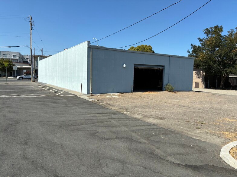 Primary Photo Of 15 S Front St, Rio Vista Flex For Lease