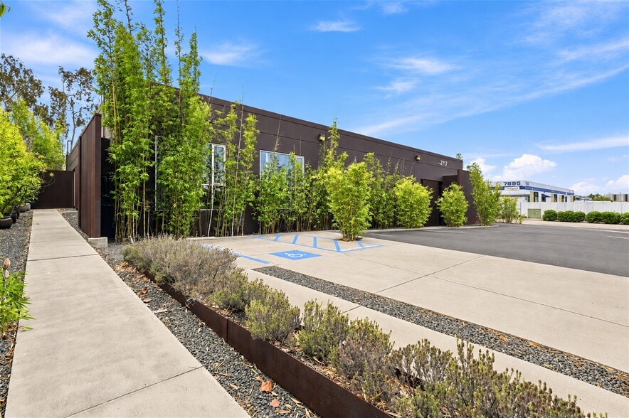 More Photos Of 7717 Formula Pl, San Diego Manufacturing For Sale