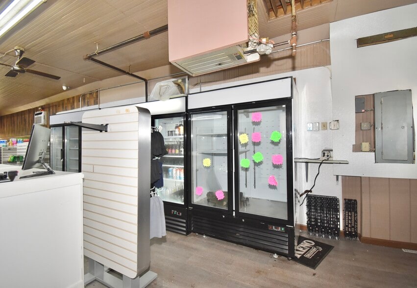 More Photos Of 193 Fairview Ave, Chicopee Restaurant For Sale