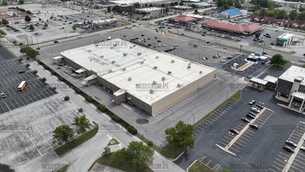 More Photos Of 1533 E Battlefield Rd, Springfield Land For Lease