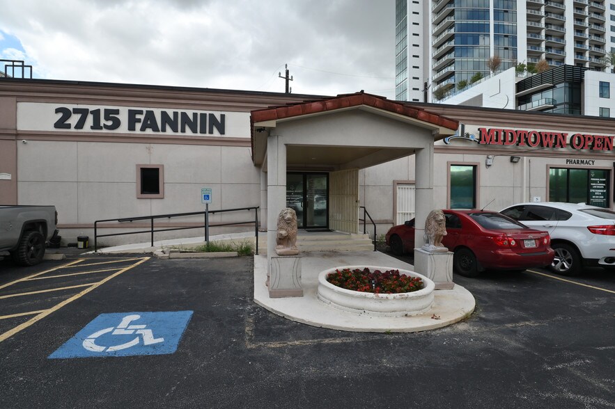 More Photos Of 2715 Fannin St, Houston Medical For Lease