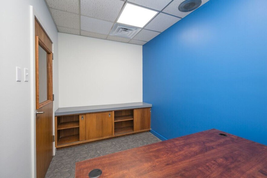 More Photos Of 807 Hudson Ln, Monroe Office For Sale