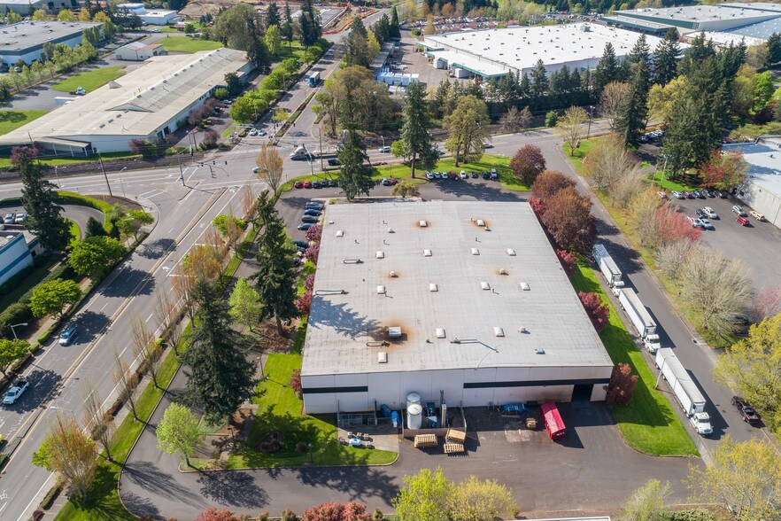 More Photos Of 12475 SW Herman Rd, Tualatin Manufacturing For Lease