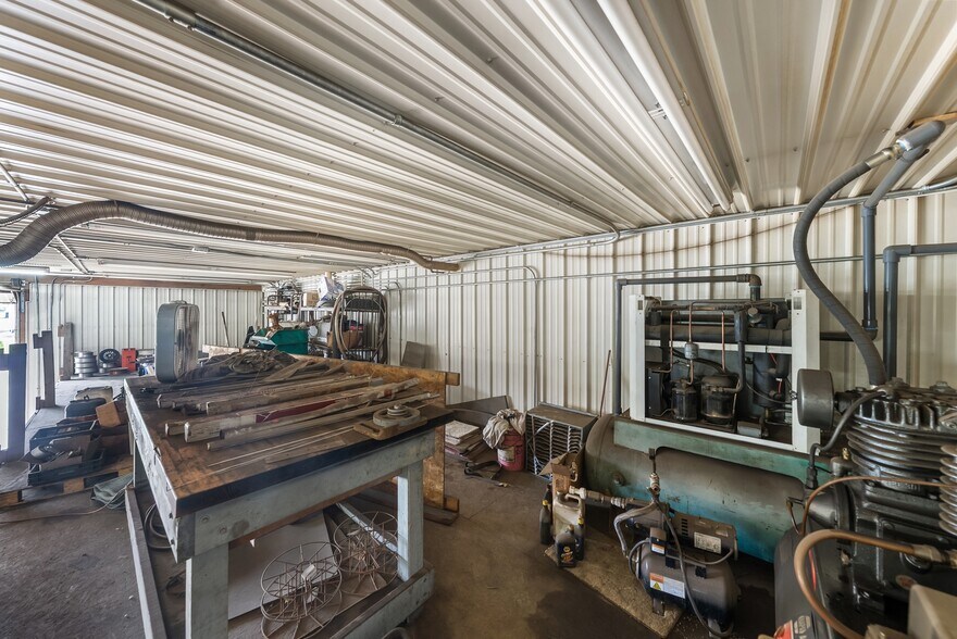 More Photos Of 364 S Warpole St, Upper Sandusky Industrial For Sale