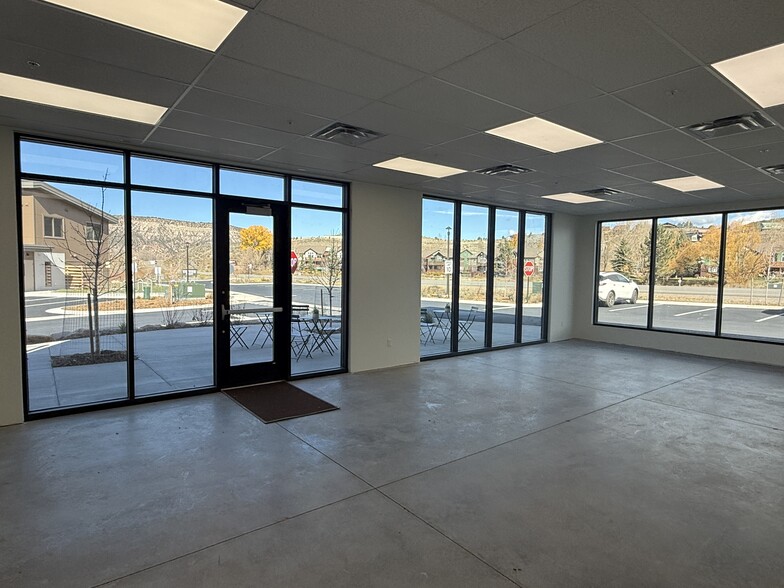 More Photos Of 205 Jasper Pl, Ridgway General Retail For Sale