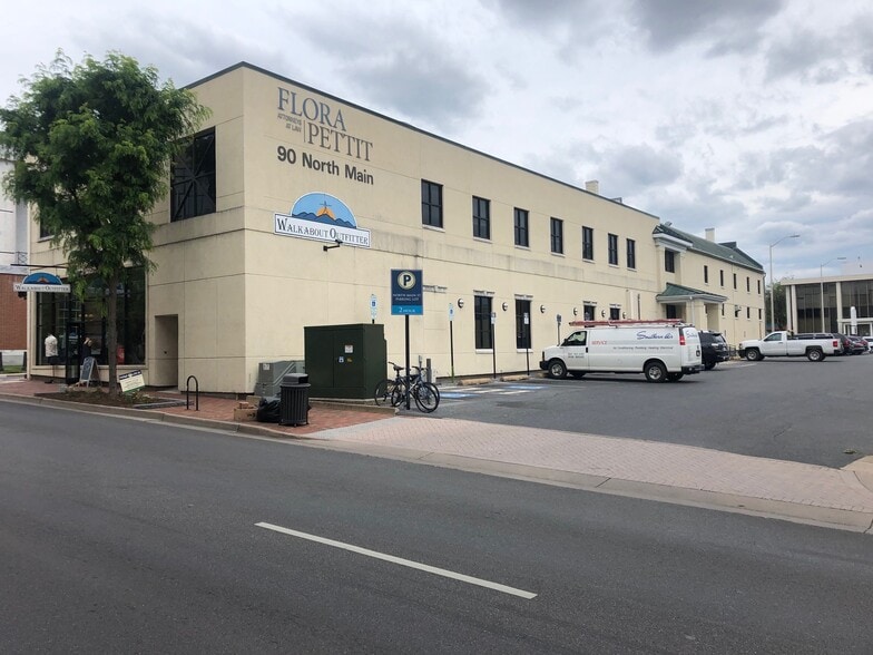 More Photos Of 90 N Main St, Harrisonburg Office For Sale