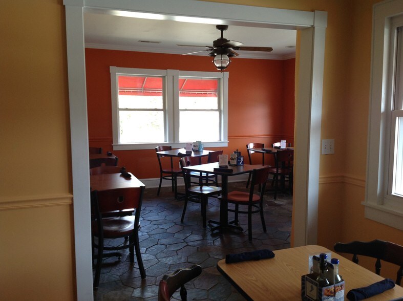 More Photos Of 8095 Keowee School Rd, Seneca Storefront Retail Residential For Sale