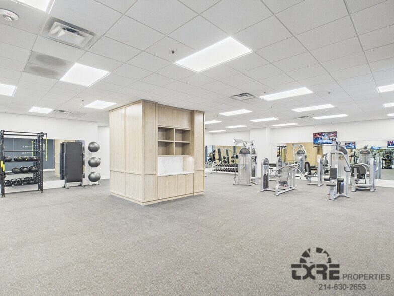 More Photos Of 12400 Coit Rd, Dallas Office For Lease