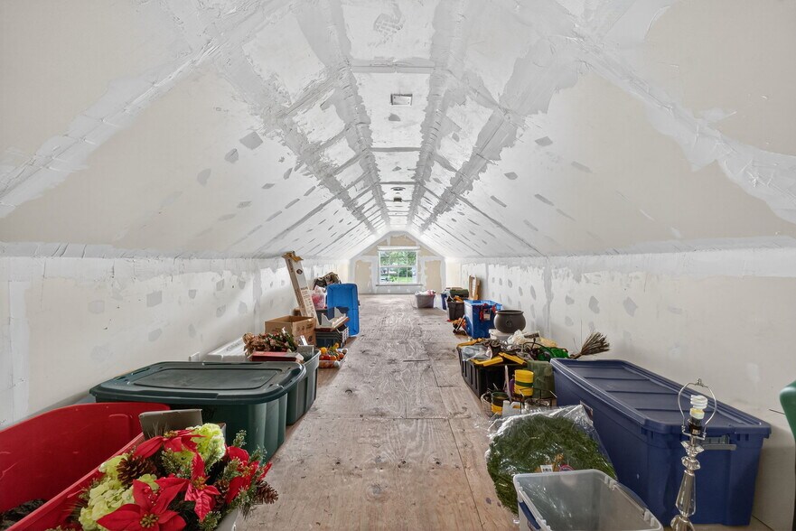 More Photos Of 237 E Plymouth Ave, Deland Freestanding For Sale