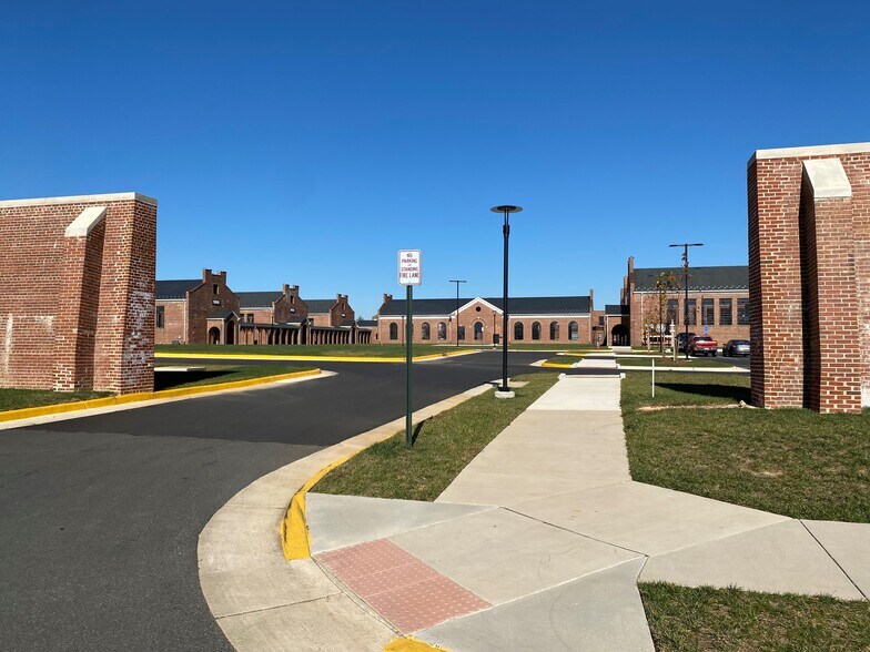 More Photos Of Intersection Of Silverbrook Rd & White Spruce Way, Lorton Supermarket For Lease
