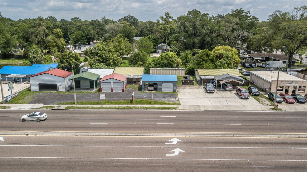 More Photos Of 8225 103rd St, Jacksonville Freestanding For Sale
