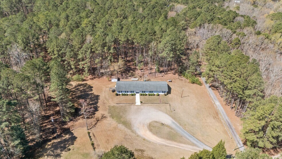 More Photos Of 2807 Sandy Creek Church Rd, Sanford Office Residential For Sale