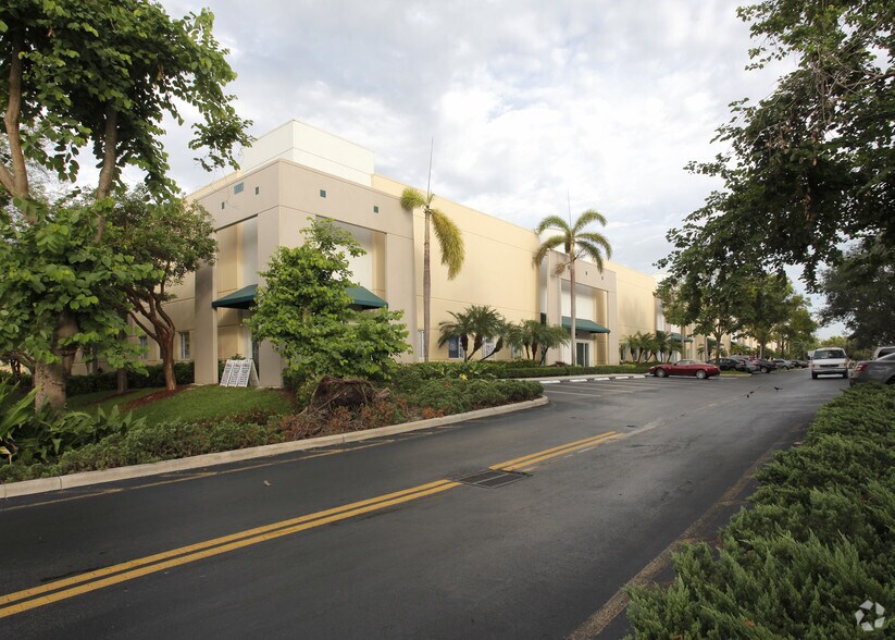 Primary Photo Of 15851 SW 41st St, Davie Warehouse For Lease