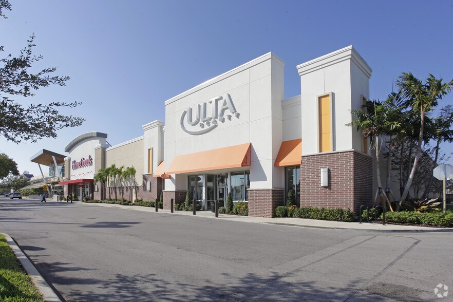 More Photos Of 2411-2431 N Federal Hwy, Pompano Beach Freestanding For Lease