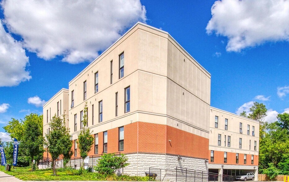 More Photos Of 1645 Simcoe St N, Oshawa Apartments For Sale