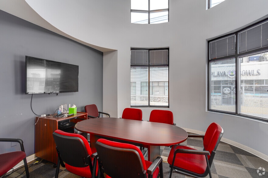 More Photos Of 4801-4839 Limestone Rd, Wilmington Unknown For Sale