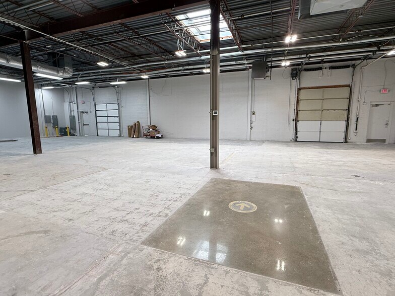 More Photos Of 4351-4395 Nicole Dr, Lanham Research And Development For Lease