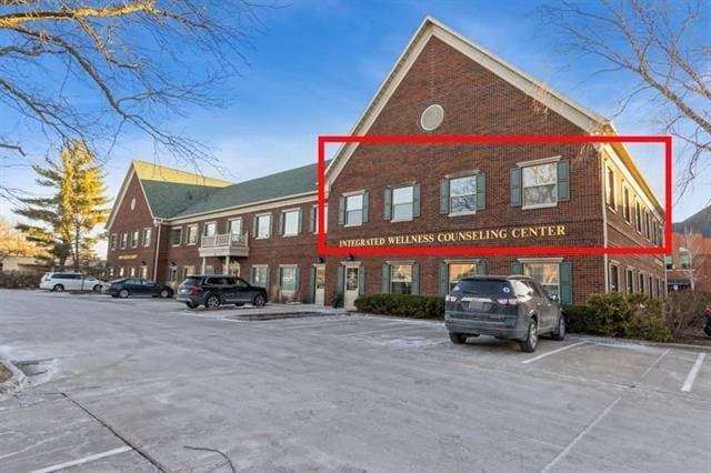 Primary Photo Of 1101 5th St, Coralville Office For Lease