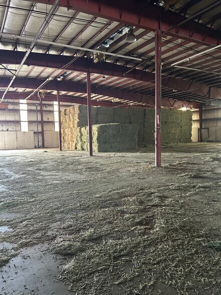 More Photos Of 411 Snow Mountain Ave, Hines Warehouse For Sale