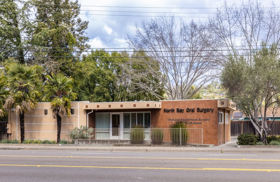 Primary Photo Of 2211 4th St, Santa Rosa Medical For Sale