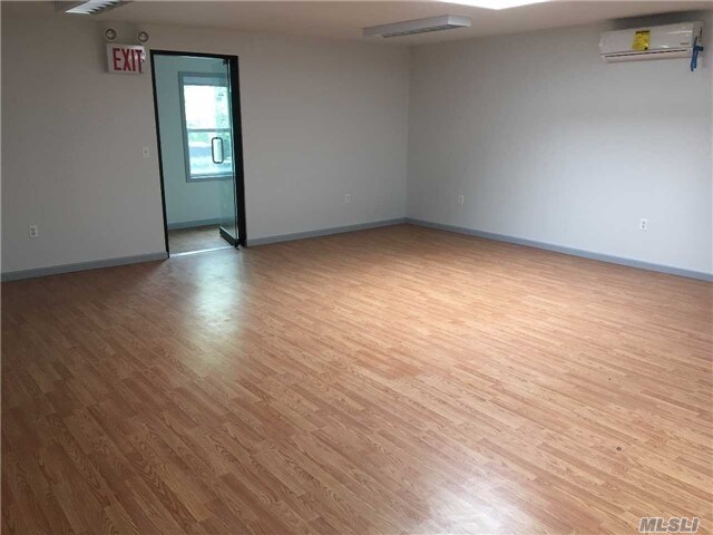More Photos Of 251 Northern Blvd, Great Neck Storefront Retail Office For Sale