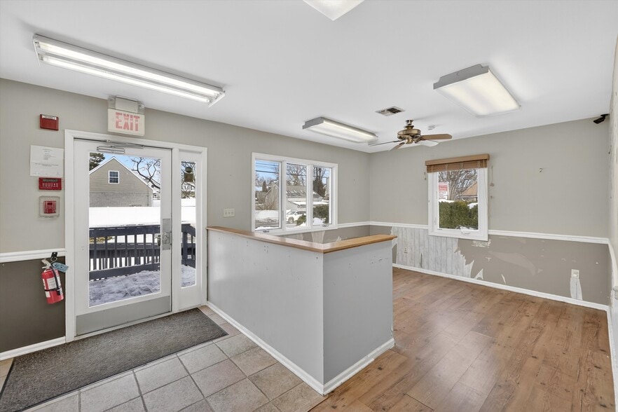 More Photos Of 75 Ramapo Rd, Garnerville Office For Sale