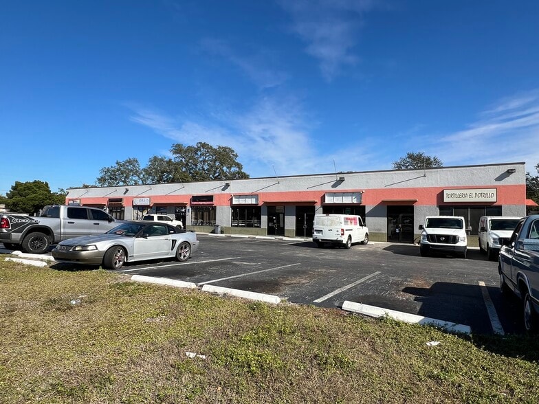 More Photos Of 10509 N Nebraska Ave, Tampa Unknown For Lease