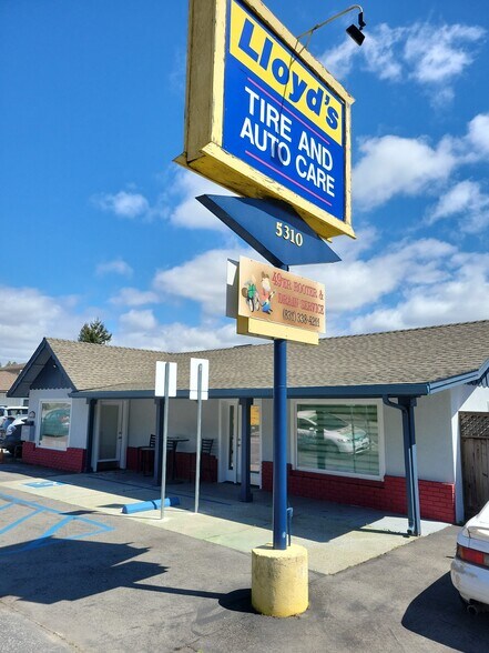 Primary Photo Of 5310 Scotts Valley Dr, Scotts Valley Auto Repair For Sale